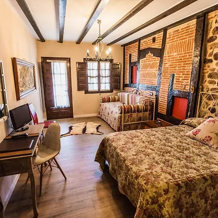 Real La Montanesa Corrales De Buelna