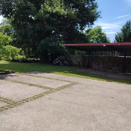 Real La Montanesa * Corrales De Buelna