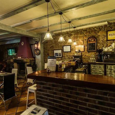 Real La Montanesa Corrales De Buelna