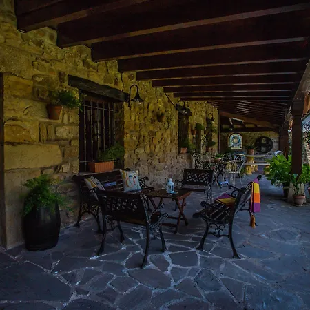 Real La Montanesa Hétvégi ház Corrales De Buelna