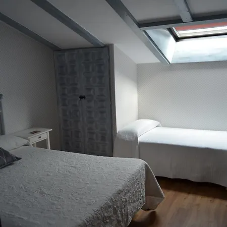 Real La Montanesa Corrales De Buelna