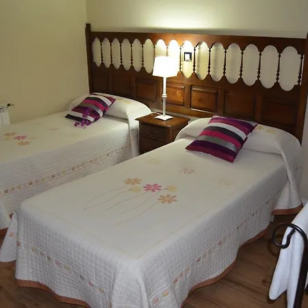 Real La Montanesa Corrales De Buelna