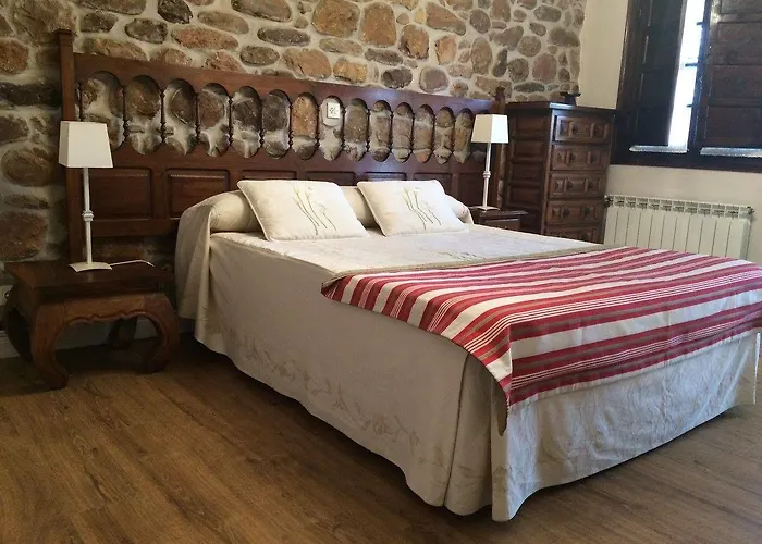 Real La Montanesa Séjour à la campagne