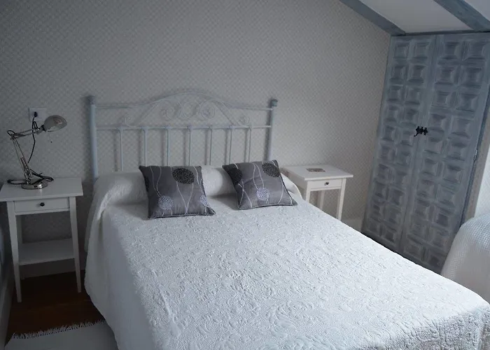 Real La Montanesa Corrales De Buelna