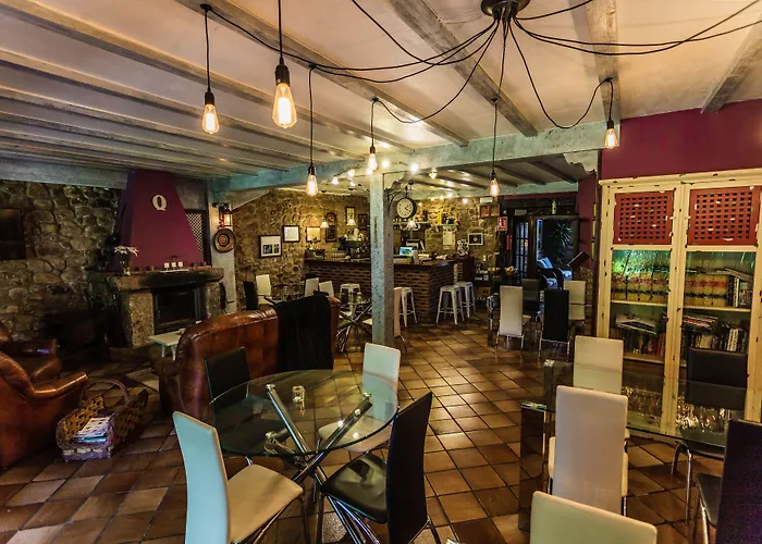 Real La Montanesa Corrales De Buelna