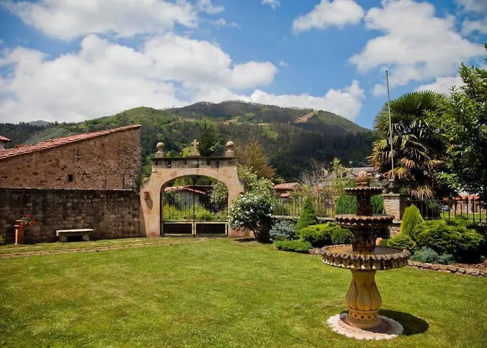 Real La Montanesa Corrales De Buelna